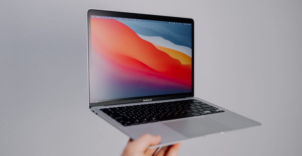 MacBook Pro Windows 配置指南：从分区到安装